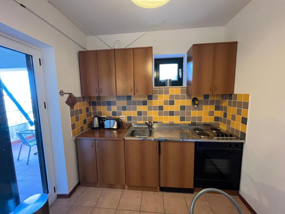 Apartment Luka Novalja Zewnętrze zdjęcie